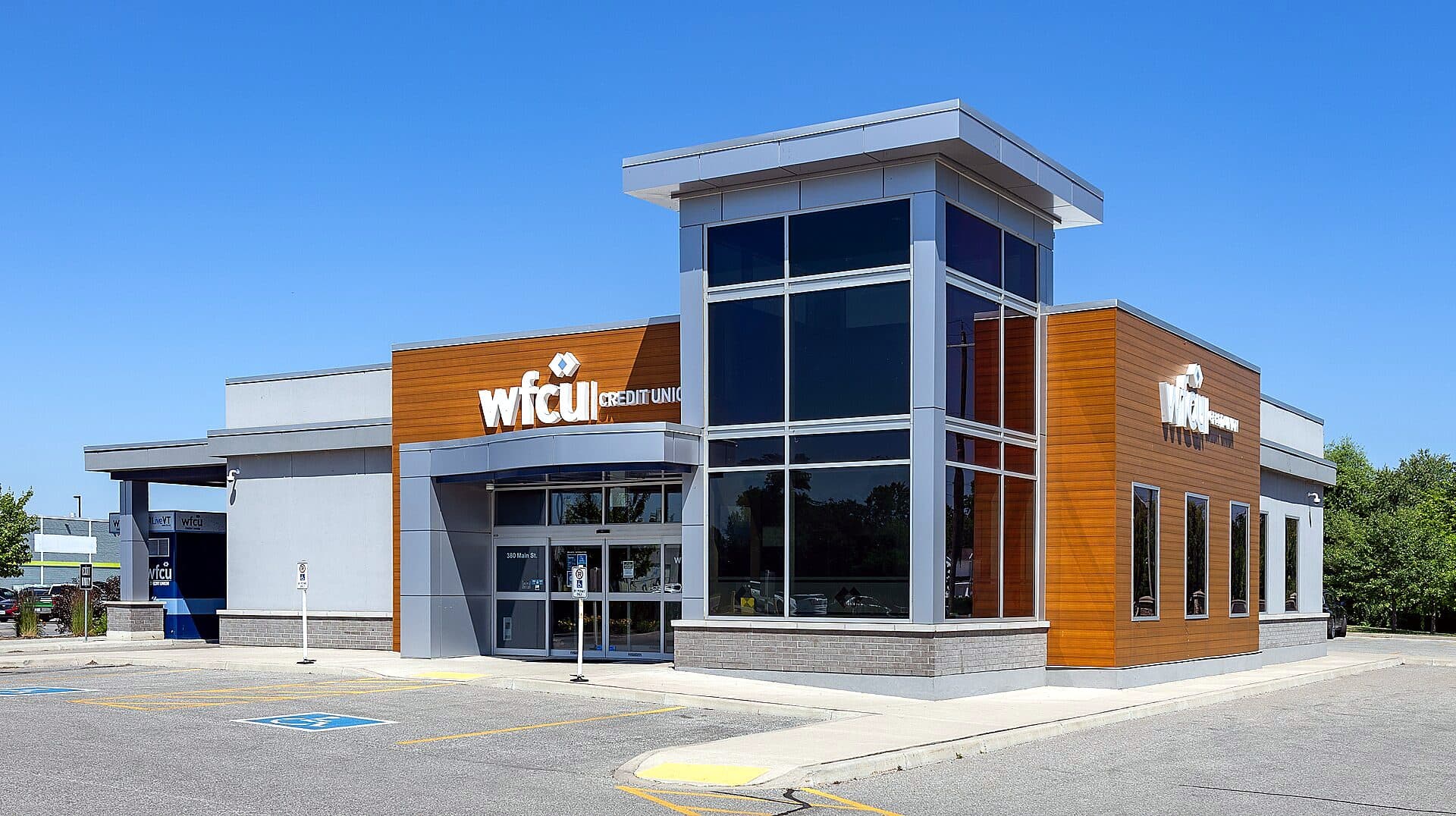 A modern Windsor Family Credit Union branch in Kingsville, Ontario, Canada